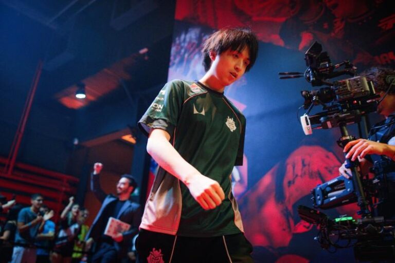 G2 Hans Sama tiết lộ bí quyết đánh bại Gen.G